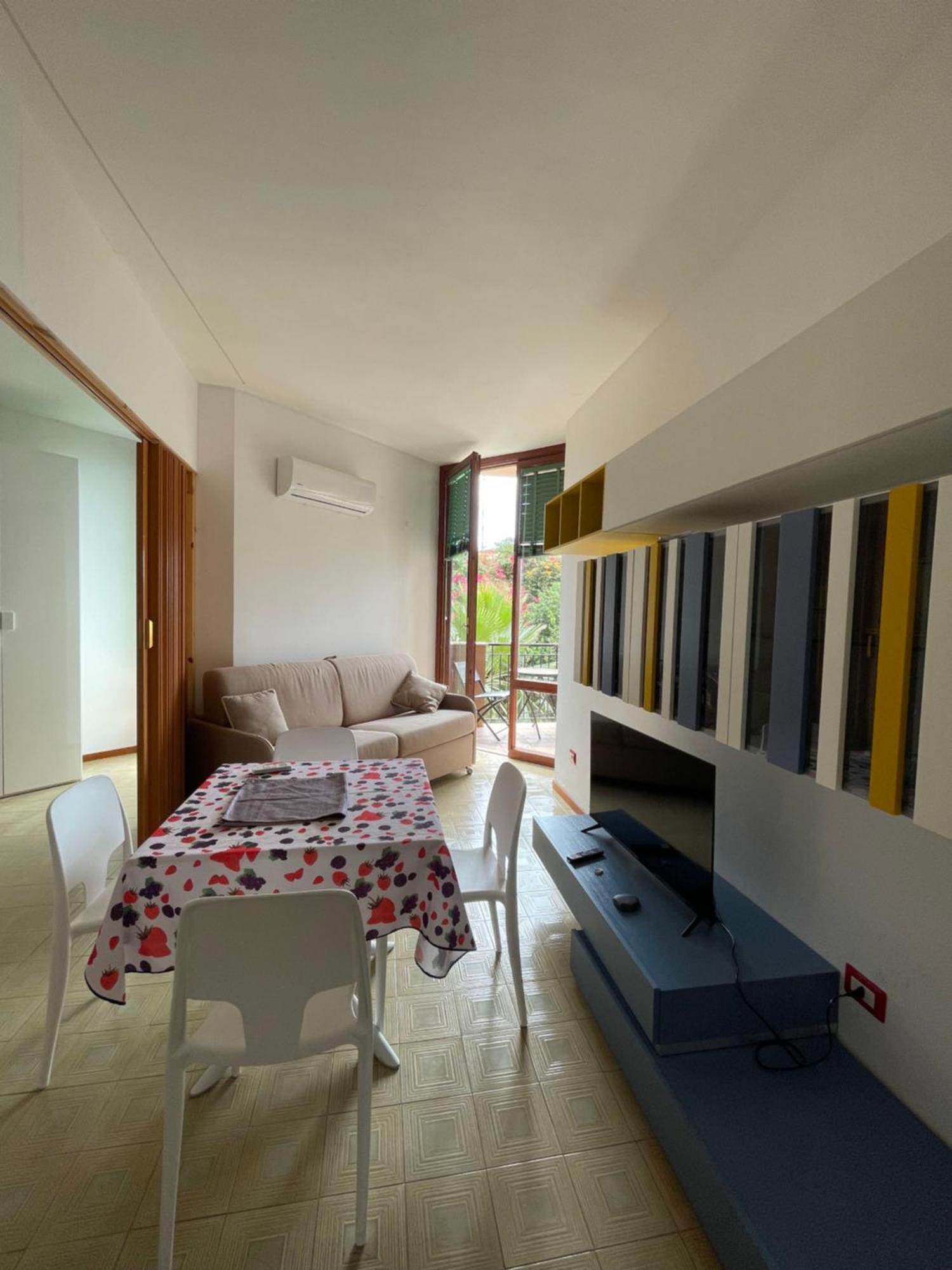 Gli Appartamenti Di Francuzzo เตวลาดา ห้อง รูปภาพ